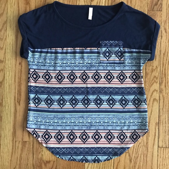 Aztec Top - Picture 5 of 7